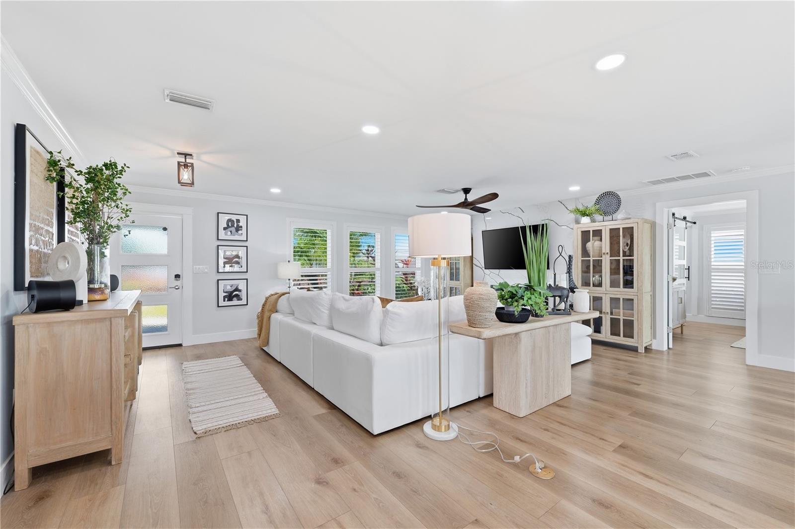 FLOR A MAR - Residential