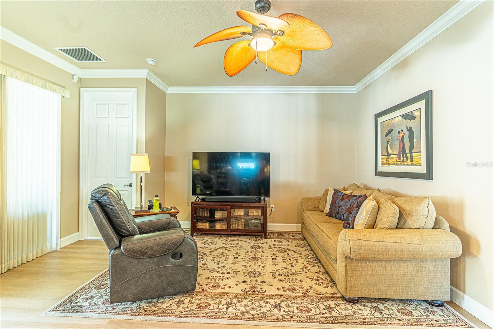 GREATER LAKES PH 01 - Residential