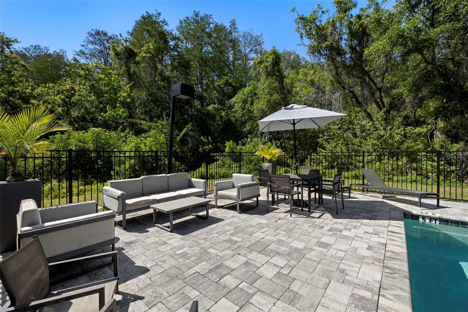 CARROLLWOOD CROSSINGS 2 - Residential