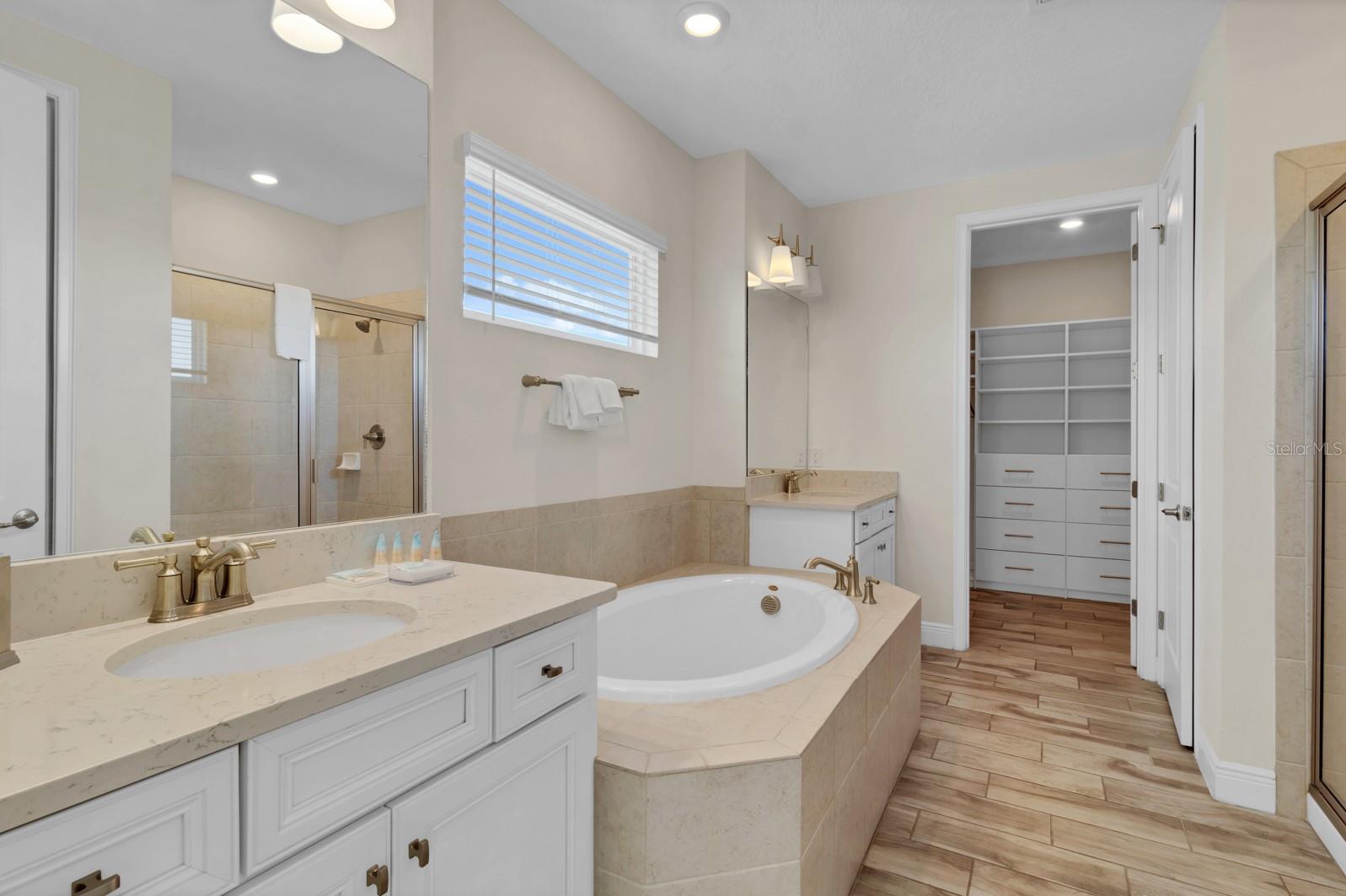 ROLLING OAKS PH 6A - Residential
