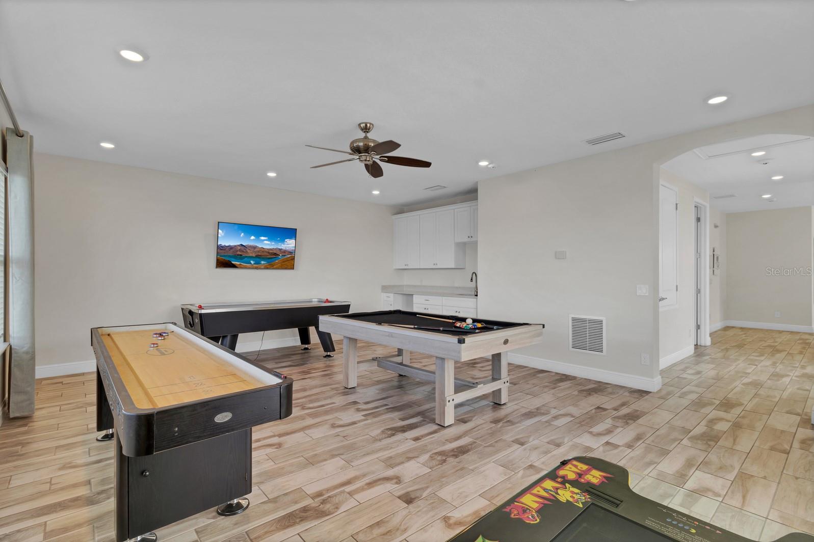 ROLLING OAKS PH 6A - Residential