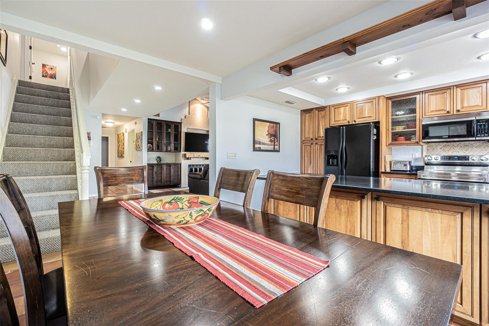 SADDLEBROOK / VILLA D 'ESTE TOWNHOMES - Residential Lease