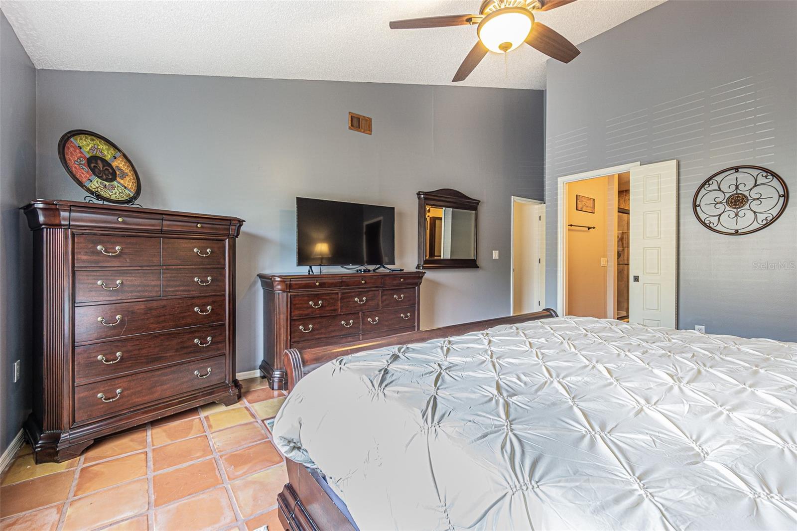 SADDLEBROOK / VILLA D 'ESTE TOWNHOMES - Residential Lease