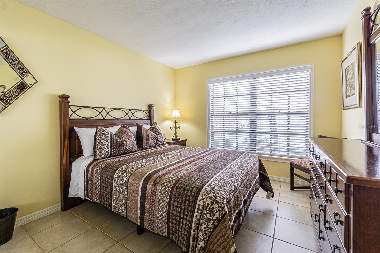 SADDLEBROOK / VILLA D 'ESTE TOWNHOMES - Residential Lease