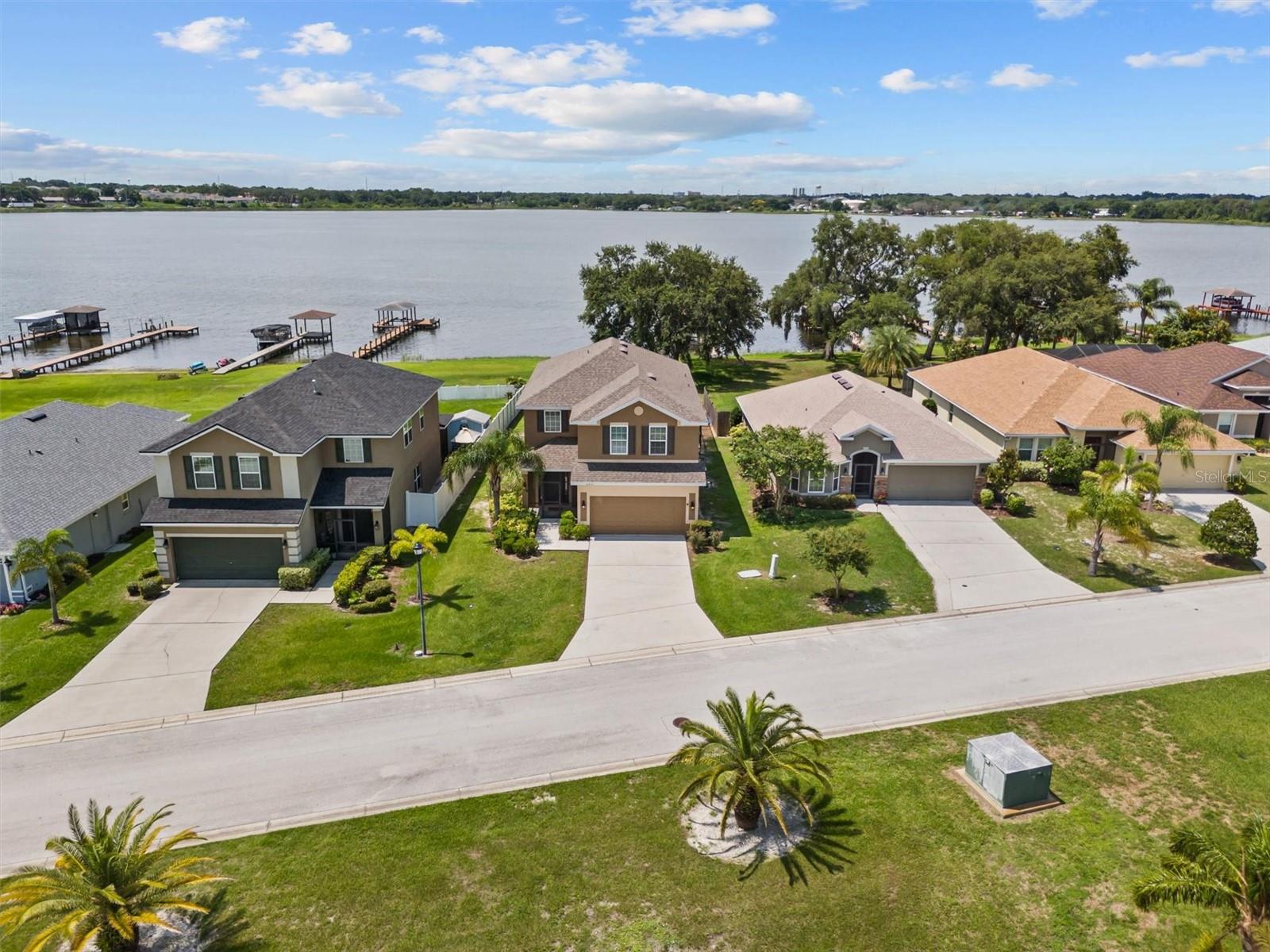 3991 ISLAND LAKES DRIVE