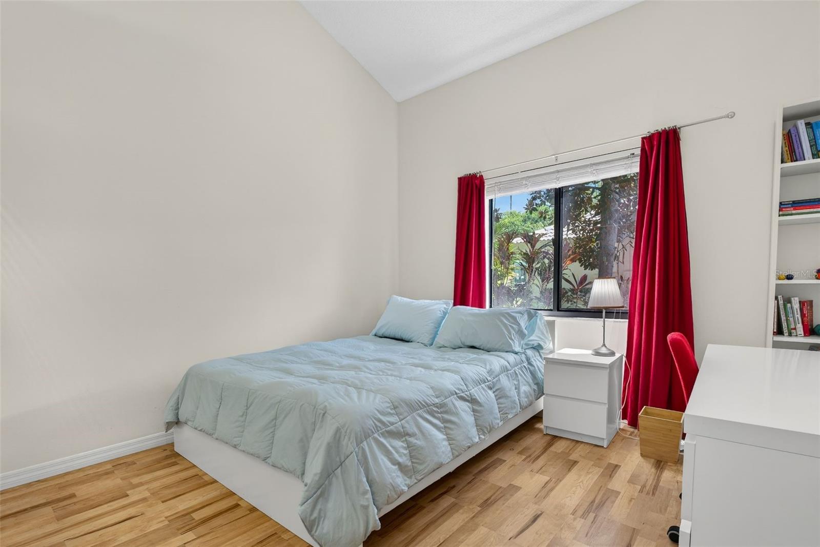 LONGWOOD VILLAS - Residential