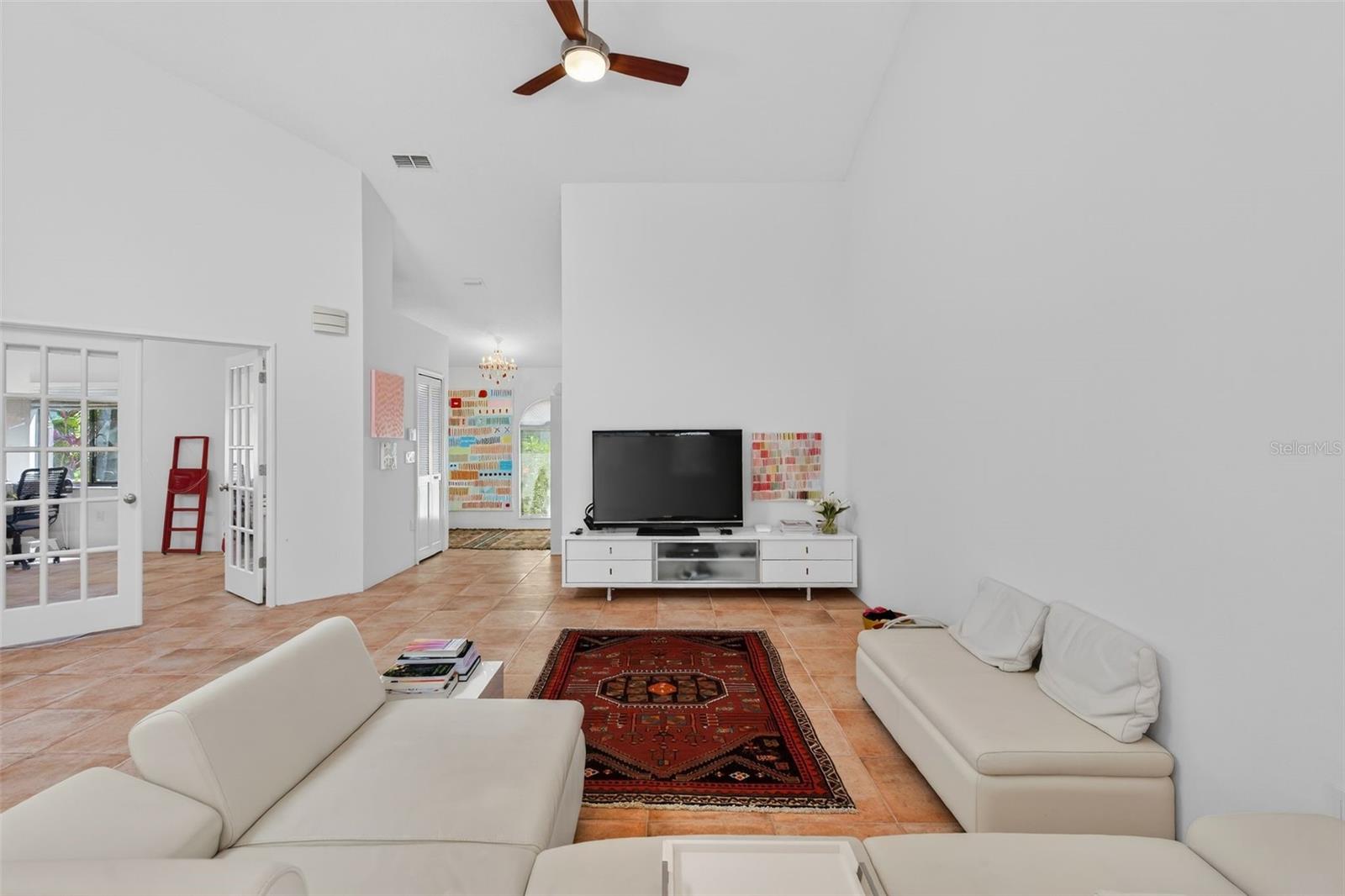 LONGWOOD VILLAS - Residential