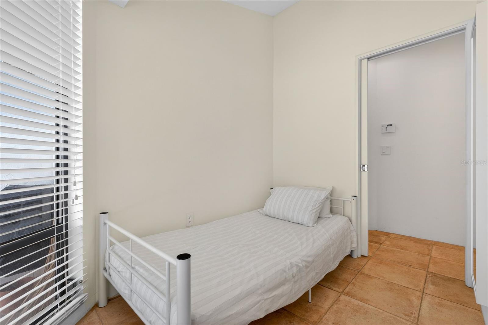 LONGWOOD VILLAS - Residential