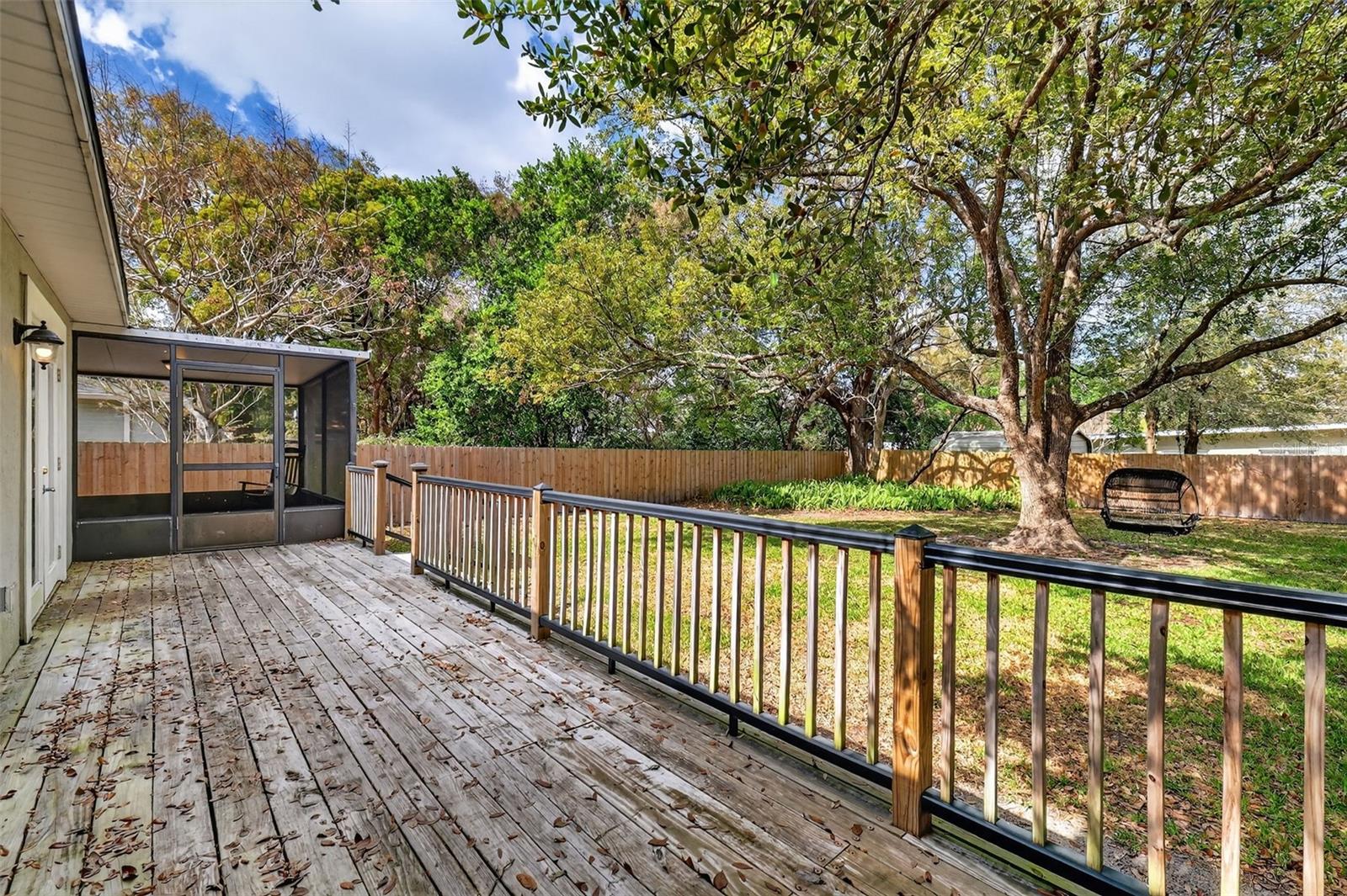 ARDMORE MANOR - Residential