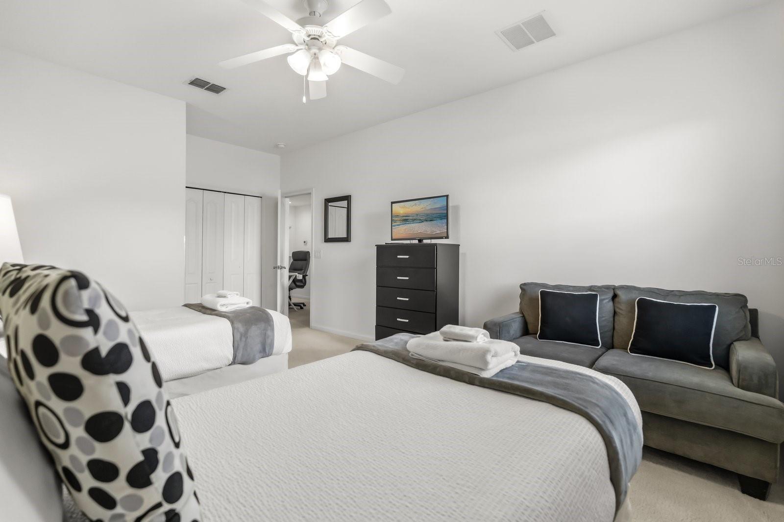 OAKMONT PH 01 - Residential