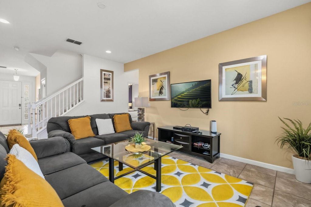 Photo of 5192 Oakbourne Avenue, Davenport, FL 33837 (MLS # O6349978)