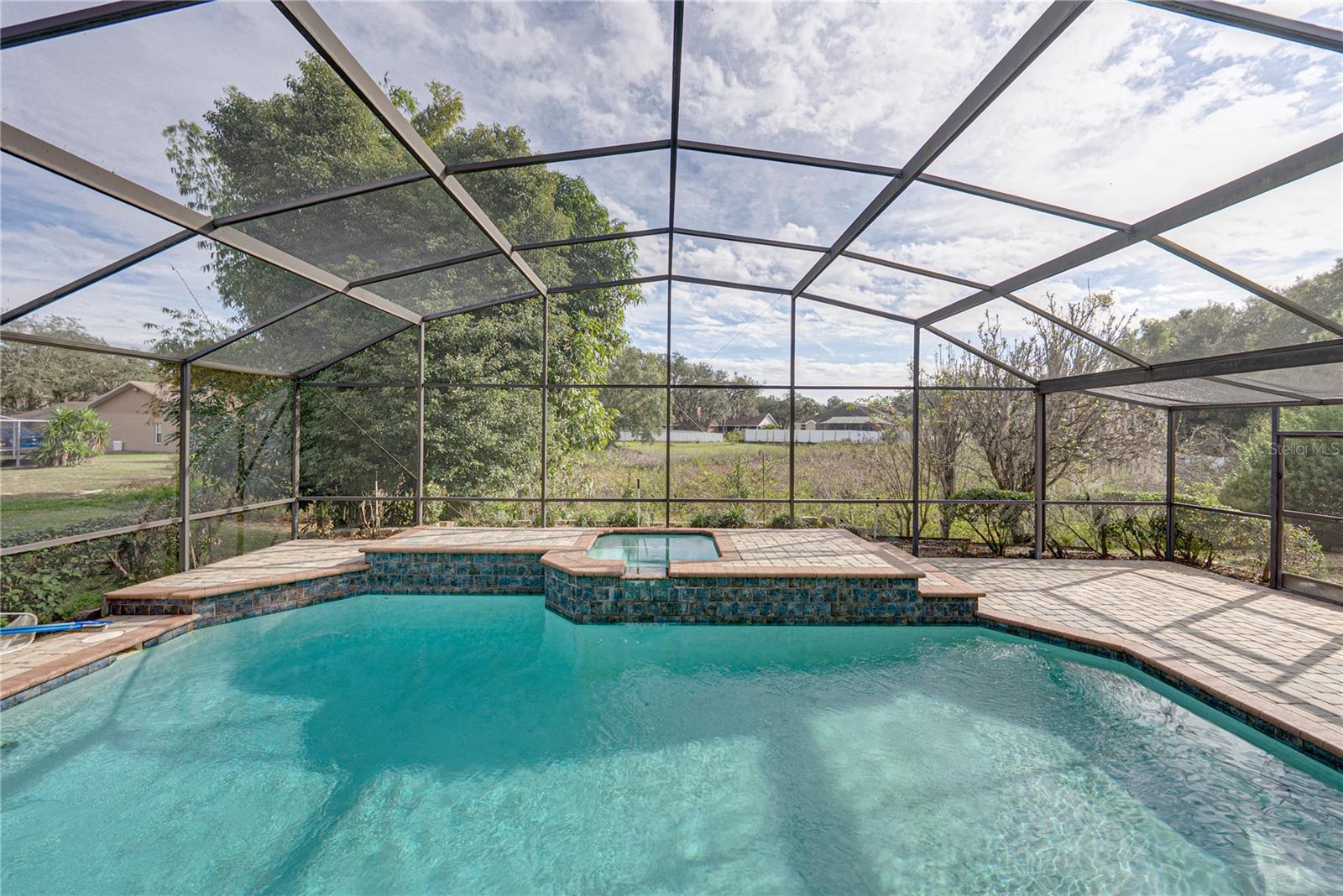 BUCKINGHAM - Residential