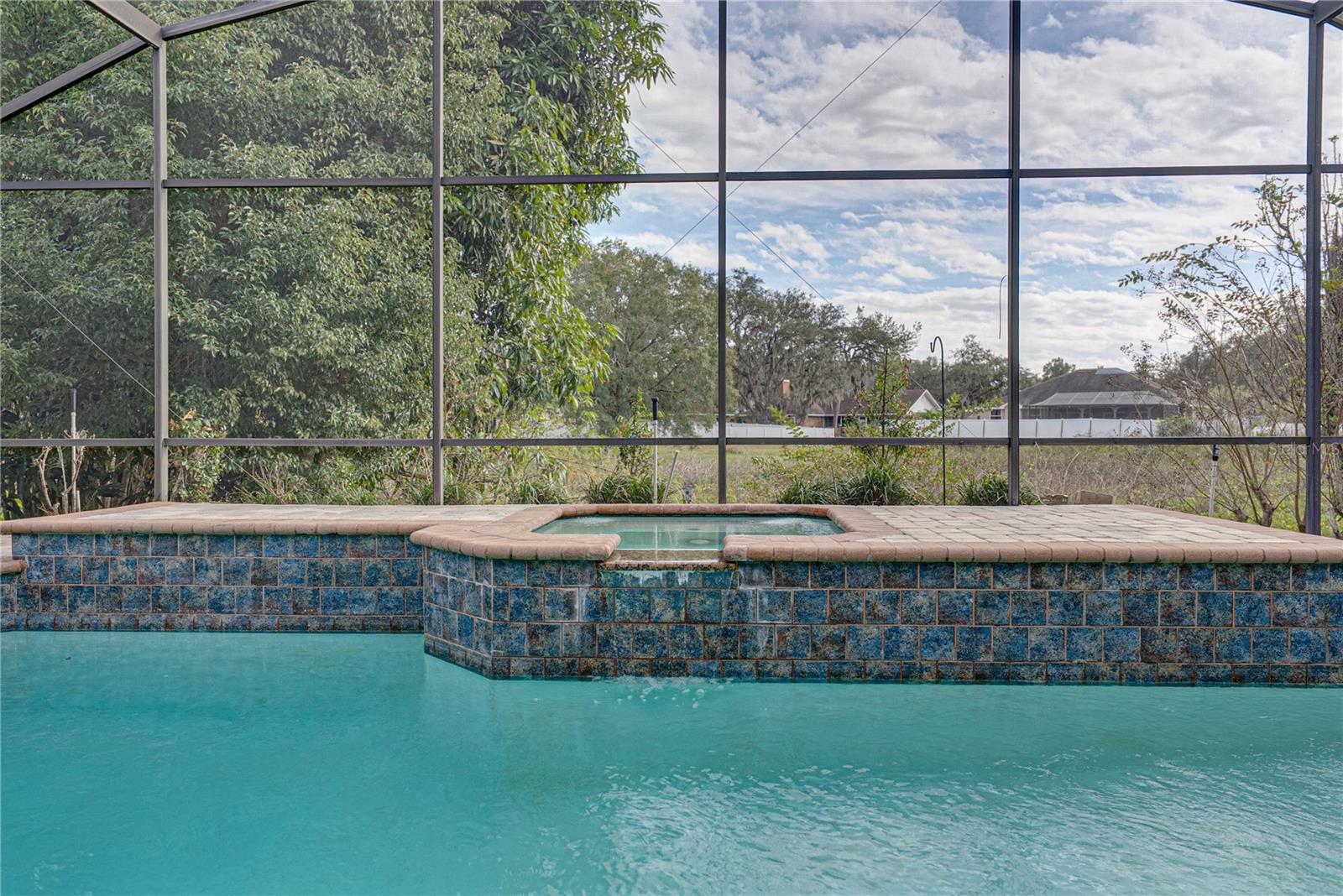 BUCKINGHAM - Residential