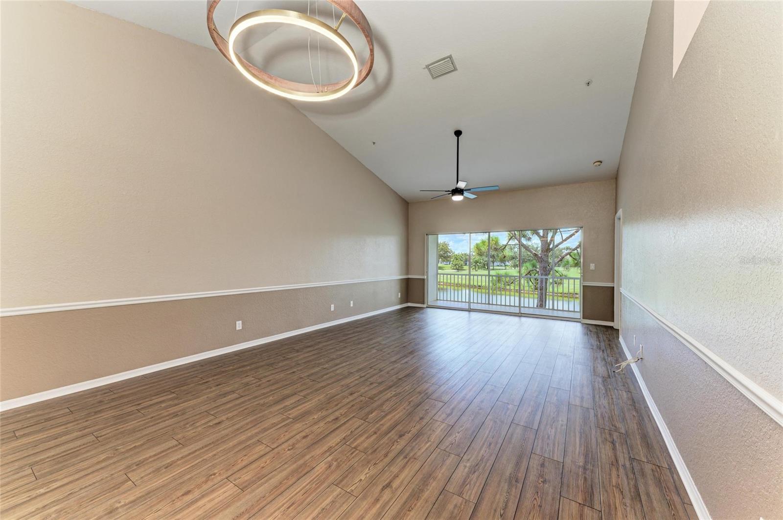 6618 PINEVIEW TERRACE 6618
