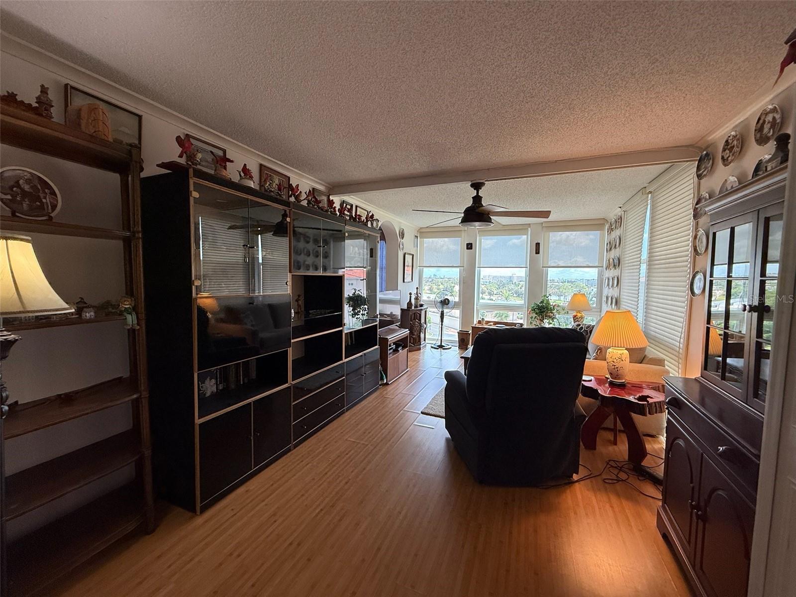 BAY ISLAND GROUP 1 - Residential Lease