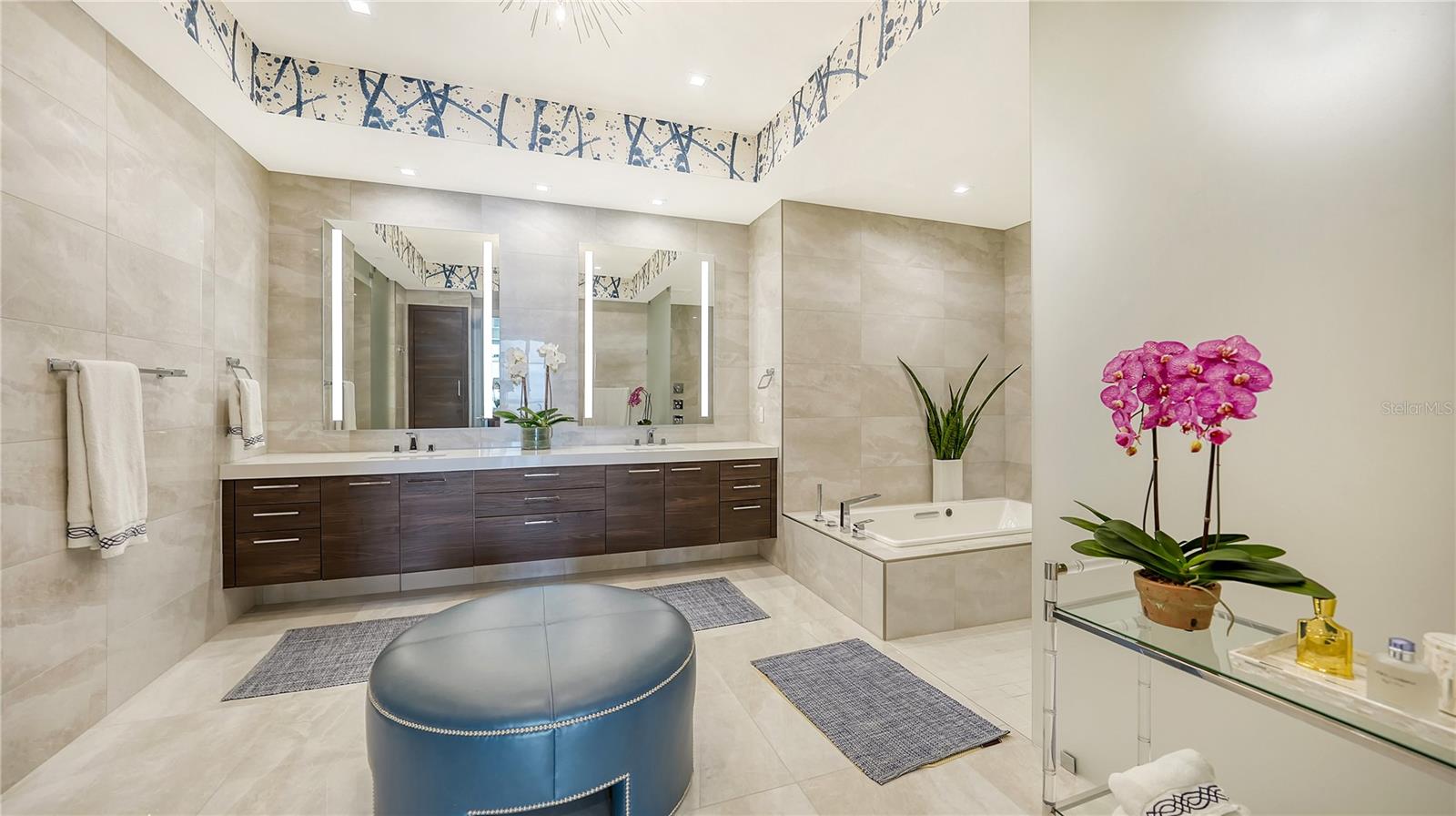 RITZ-CARLTON RESIDENCES, SARASOTA - Residential