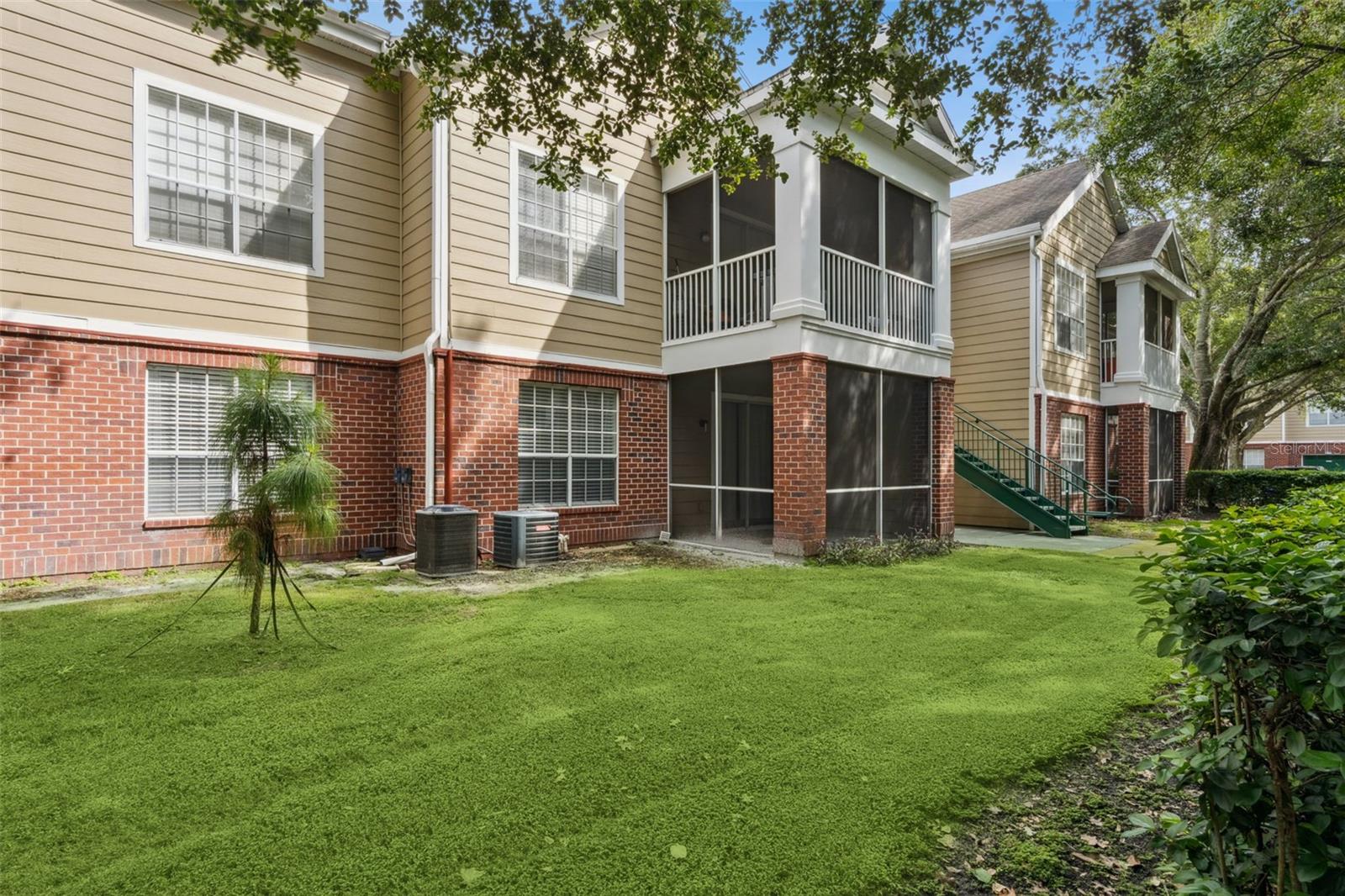 PLANTATION PARK PRIVATE RESIDENCE - Residential