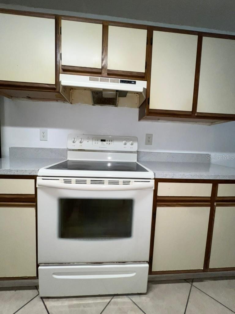 CASCADE AT KISSIMMEE CONDO - Residential