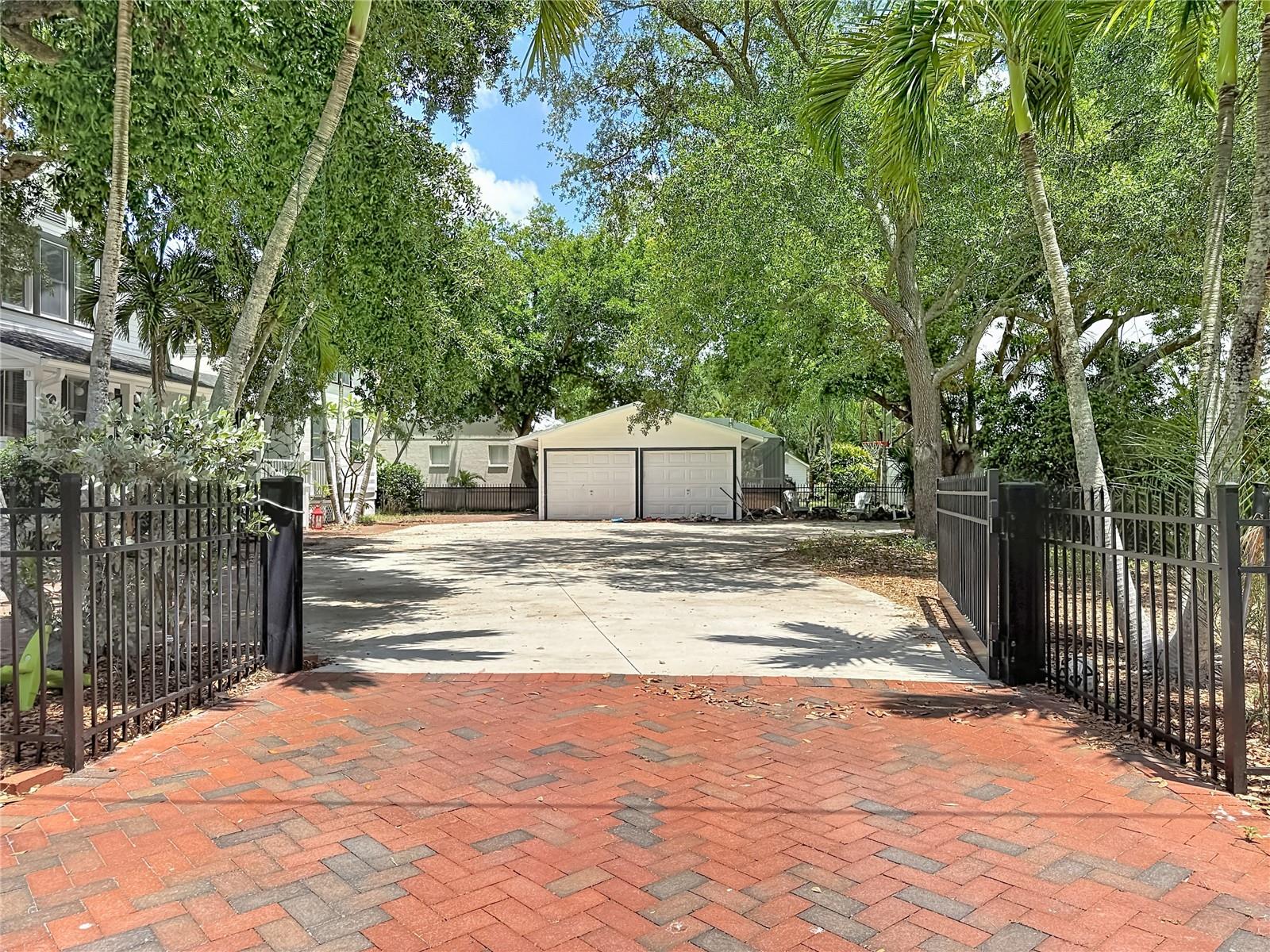 THE NEIGHBORHOOD SUBDIVISION - Residential