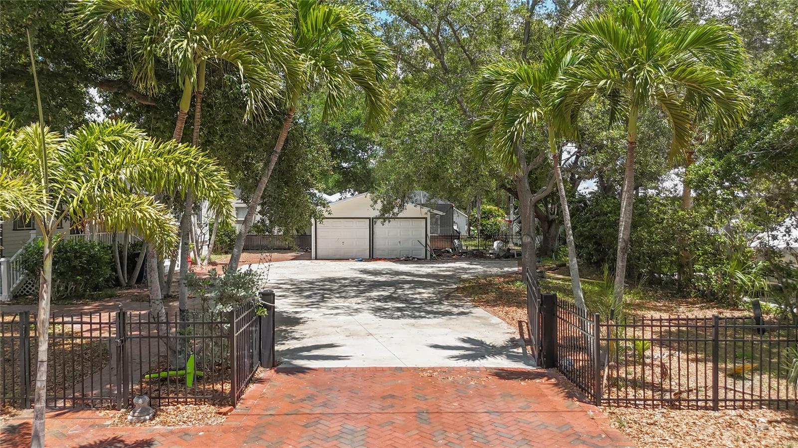 THE NEIGHBORHOOD SUBDIVISION - Residential