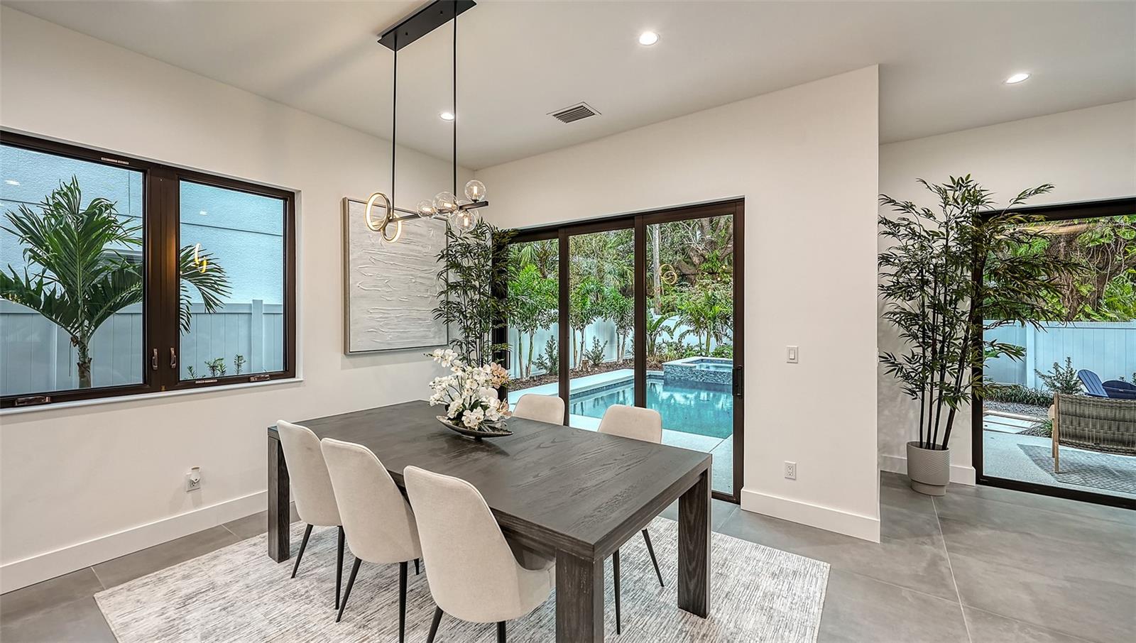 POINSETTIA PARK - Residential