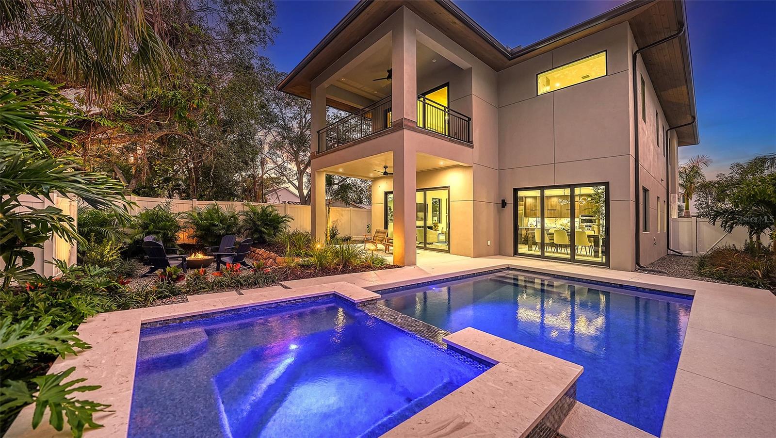 POINSETTIA PARK - Residential