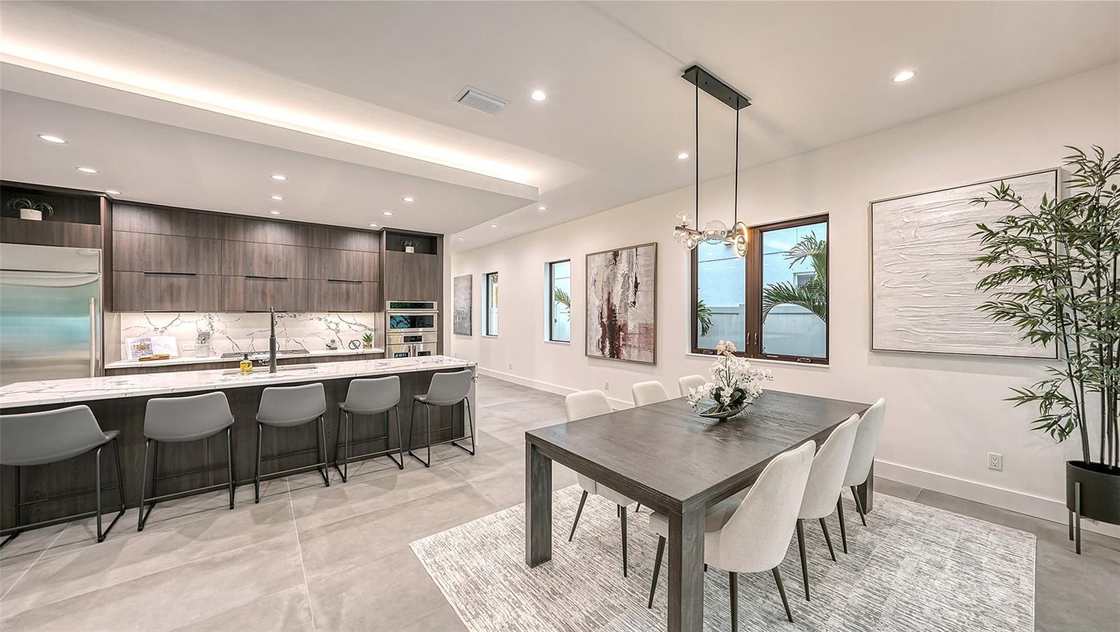 POINSETTIA PARK - Residential