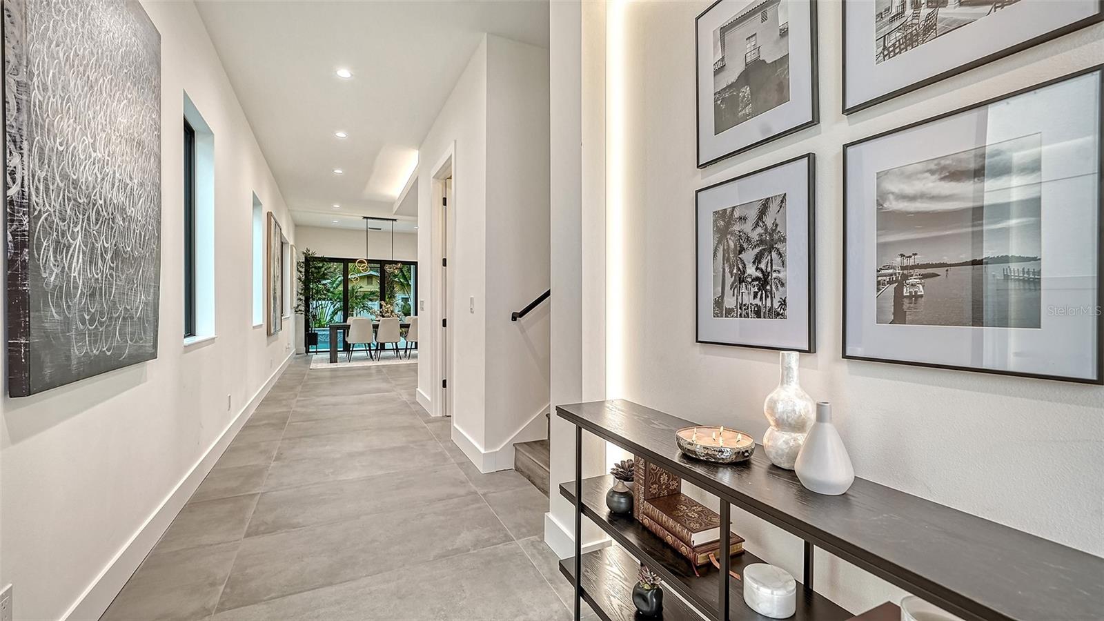 POINSETTIA PARK - Residential