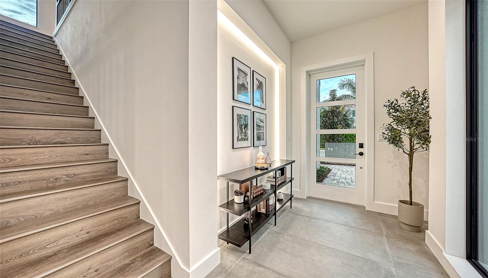 POINSETTIA PARK - Residential