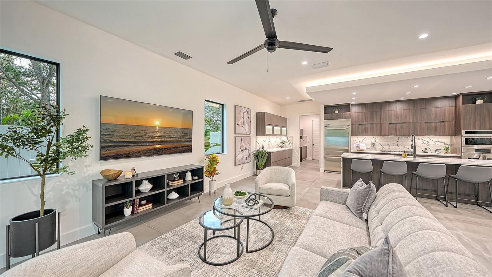 POINSETTIA PARK - Residential