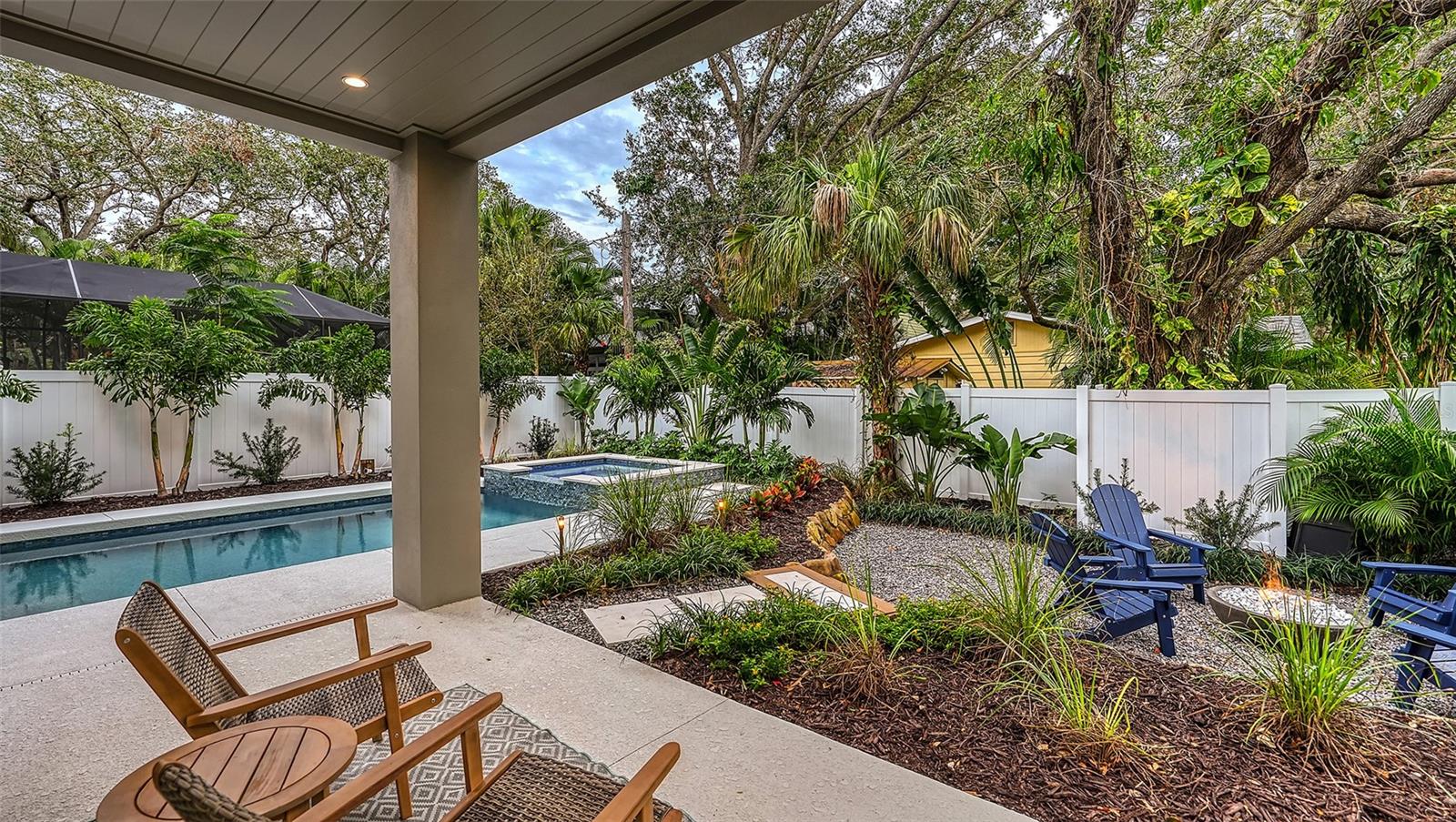 POINSETTIA PARK - Residential