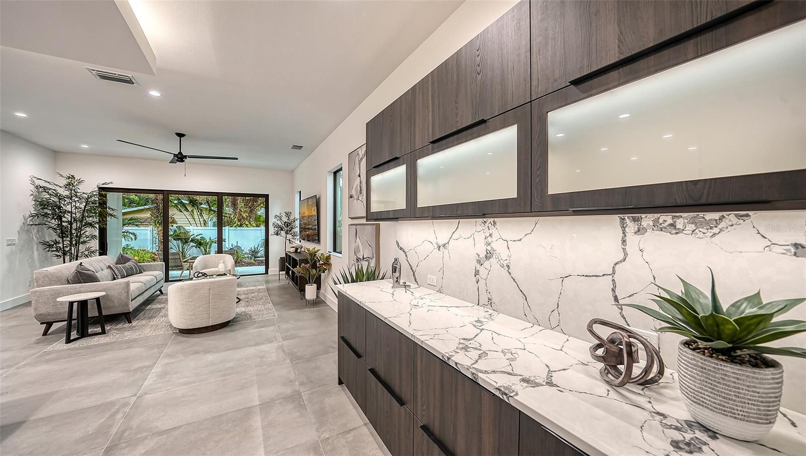 POINSETTIA PARK - Residential