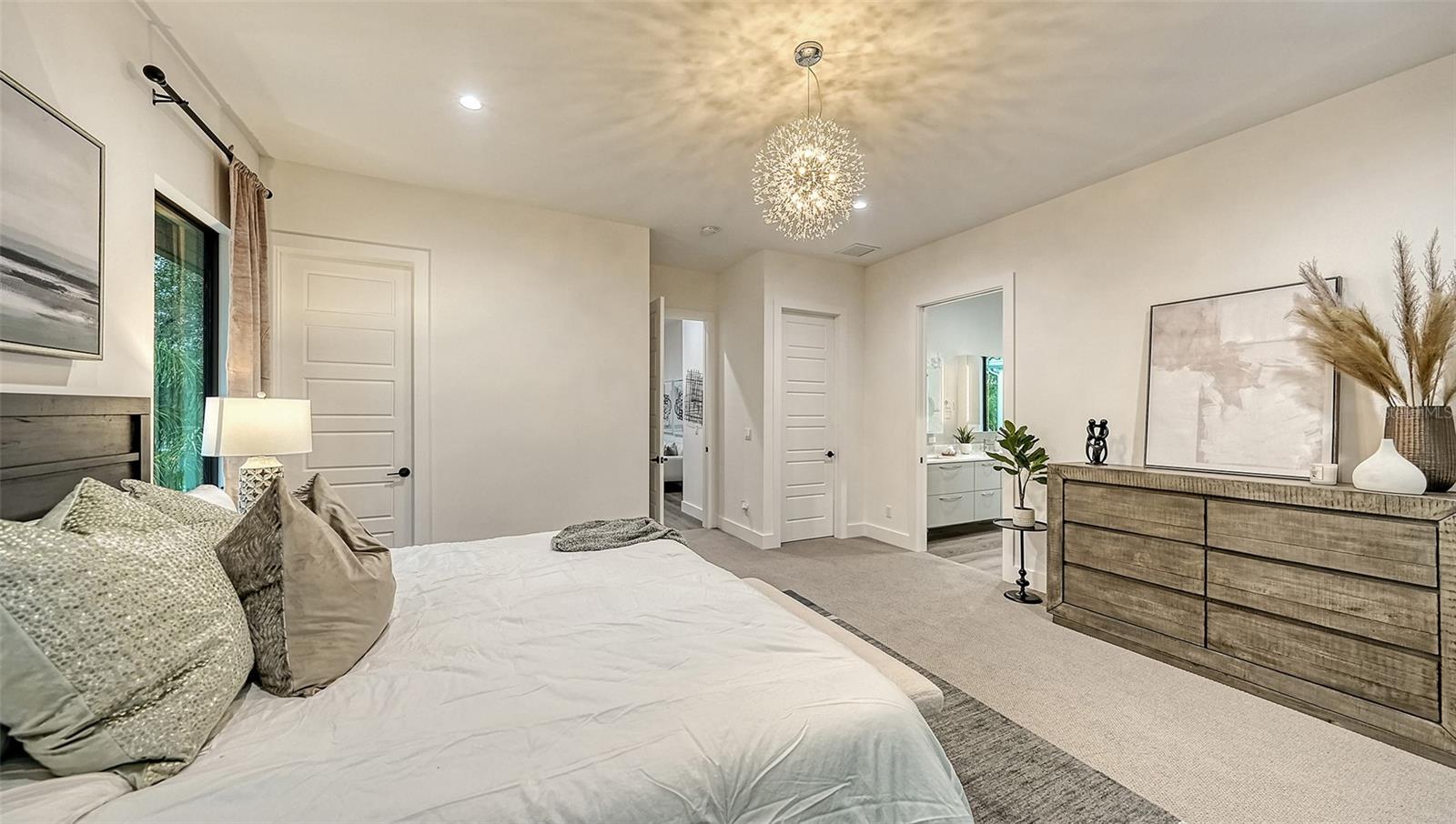 POINSETTIA PARK - Residential