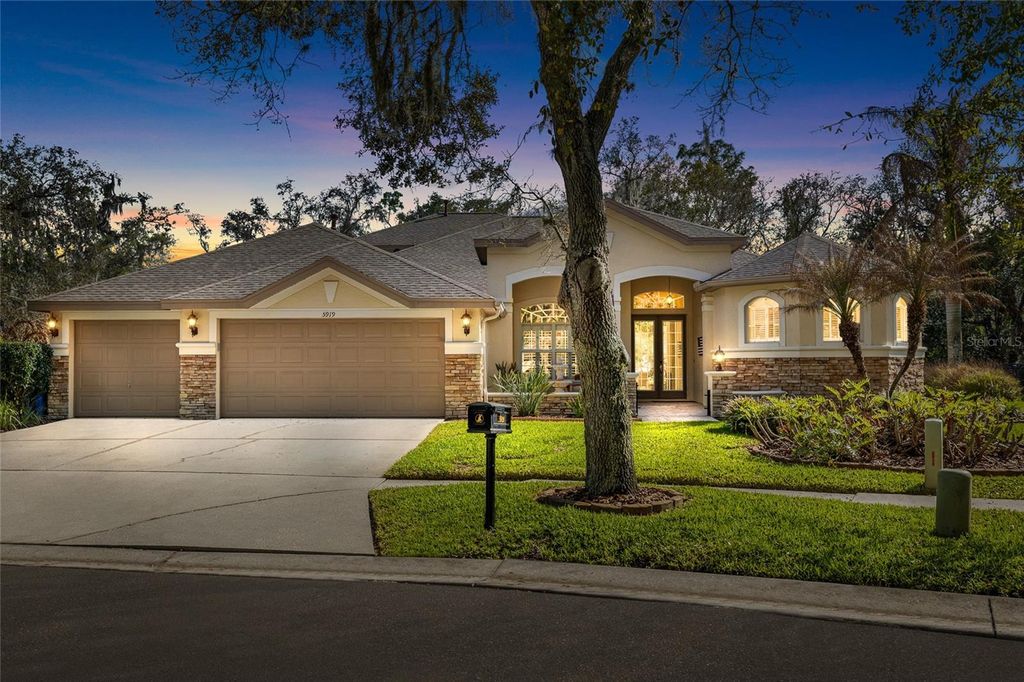 Photo of 5919 Jaegerglen Drive, Lithia, FL 33547 (MLS # TB8486053)