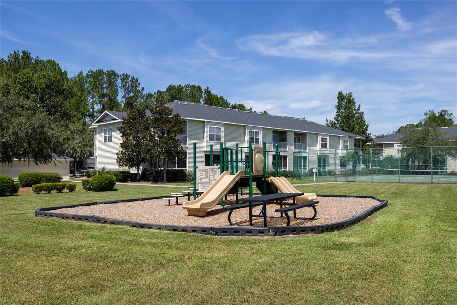 MAGNOLIA PLACE - Residential