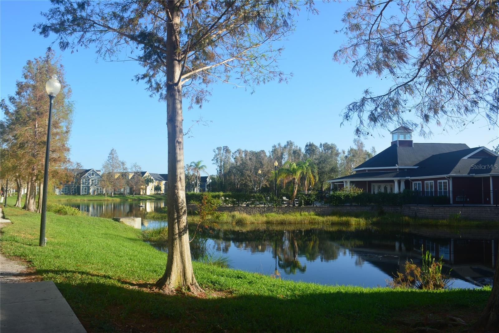 ADMIRALS WALK - Residential