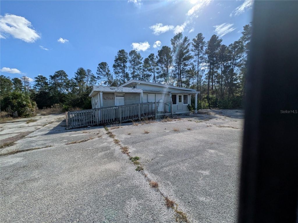 Photo of 16836 Us Highway 19, Hudson, FL 34667 (MLS # W7882009)