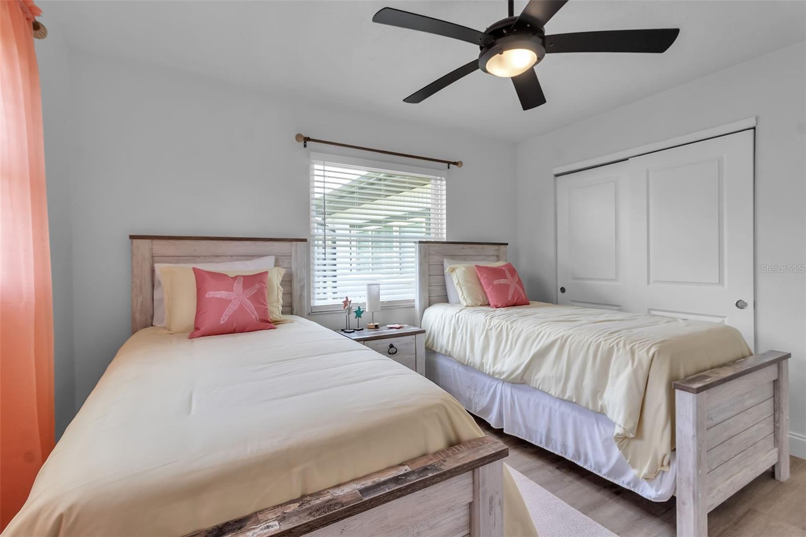 CEDAR TERRACE - Residential