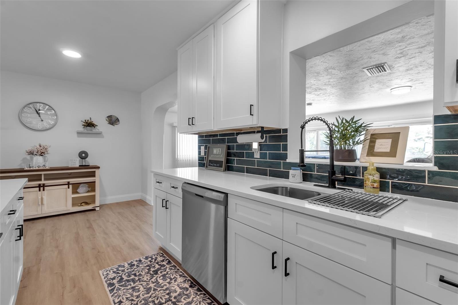 CEDAR TERRACE - Residential