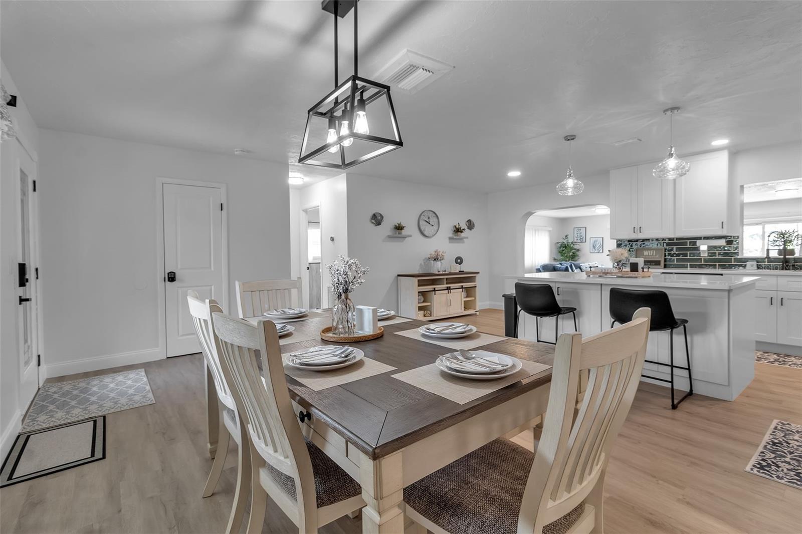 CEDAR TERRACE - Residential