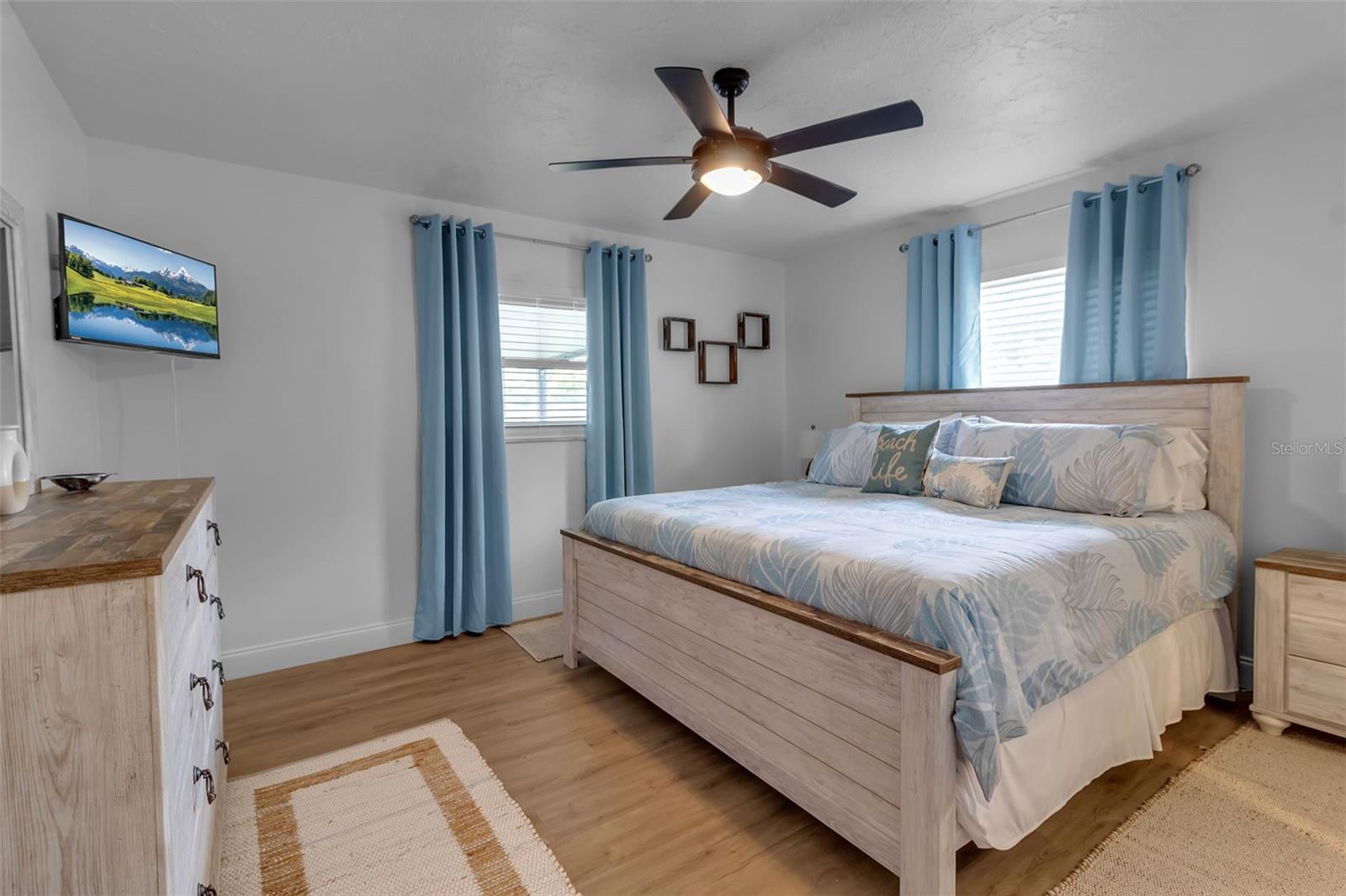 CEDAR TERRACE - Residential