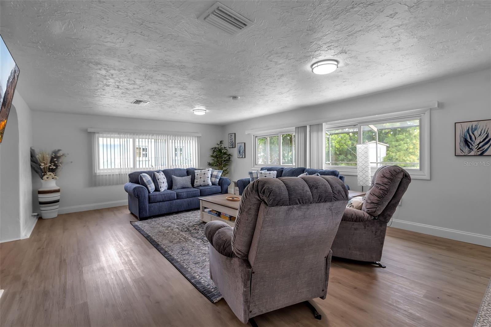 CEDAR TERRACE - Residential
