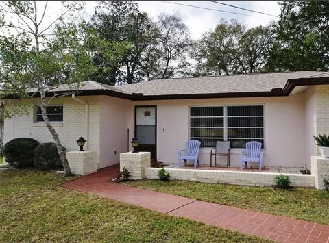Photo of 609 Goodyear Avenue, Inverness, FL 34452 (MLS # O6413038)