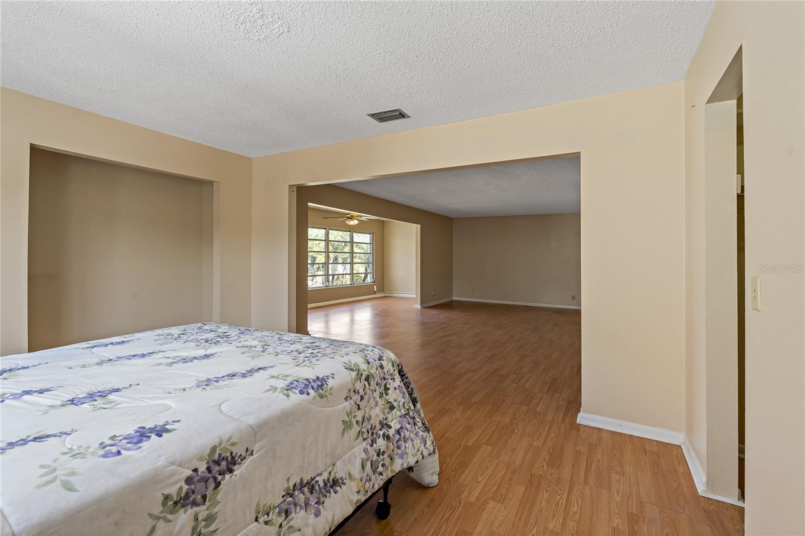 ORCHID SPGS VILL 100 CONDO - Residential