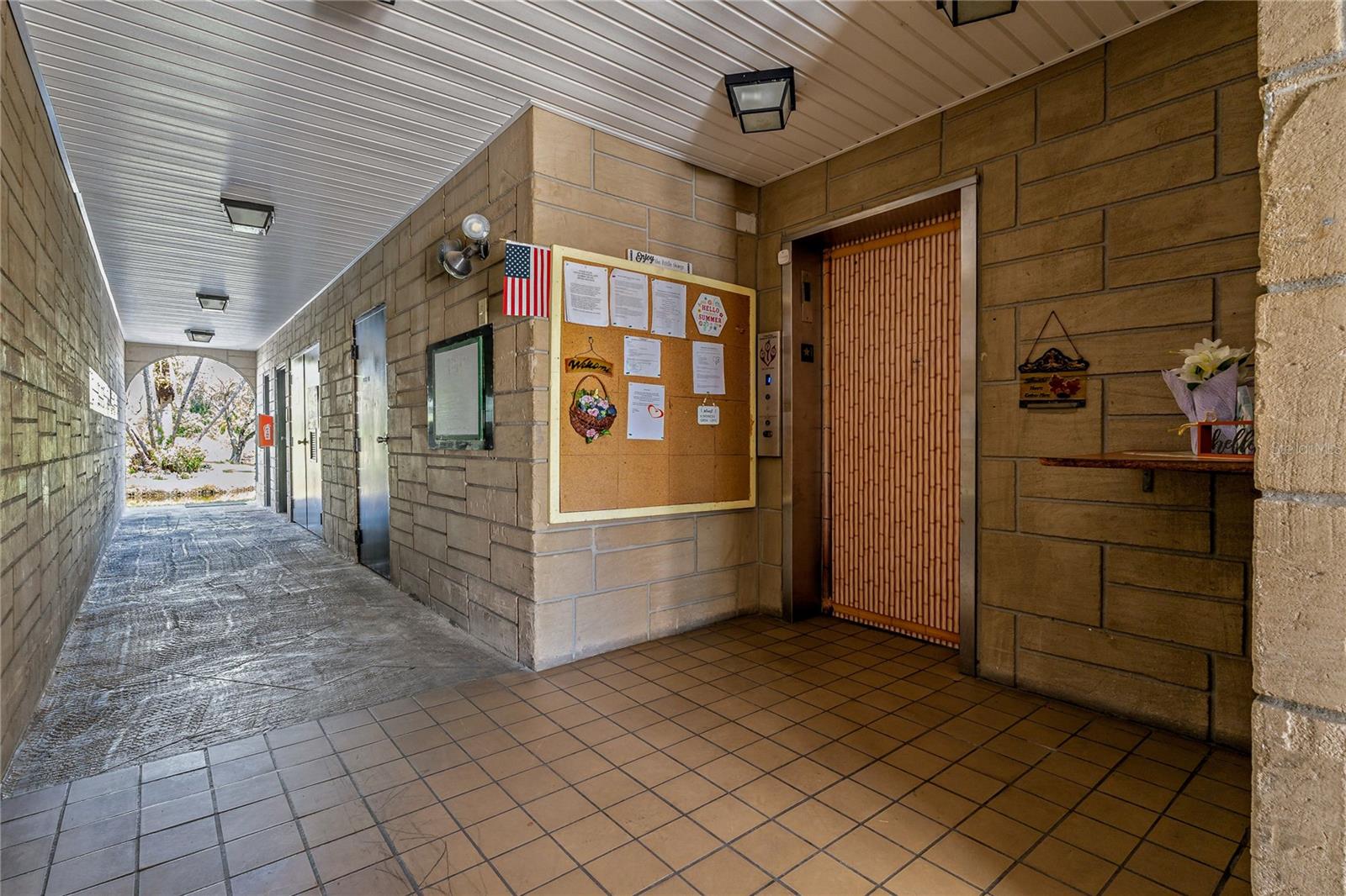 ORCHID SPGS VILL 100 CONDO - Residential