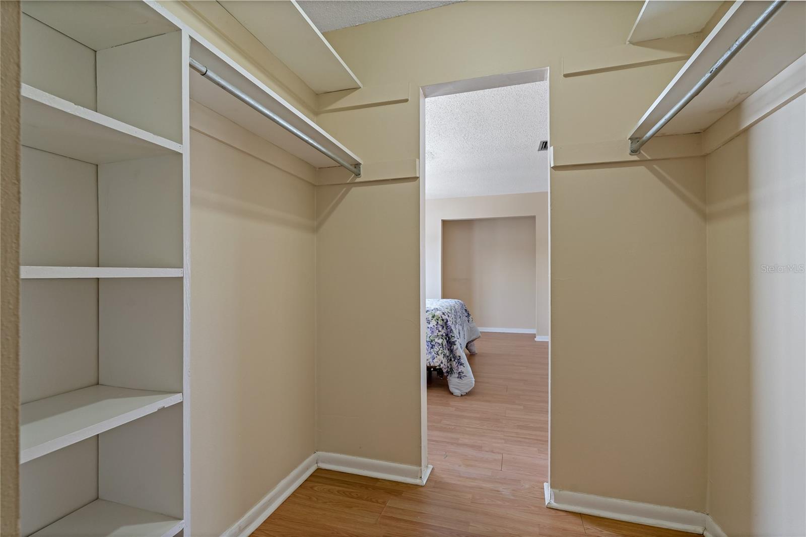 ORCHID SPGS VILL 100 CONDO - Residential