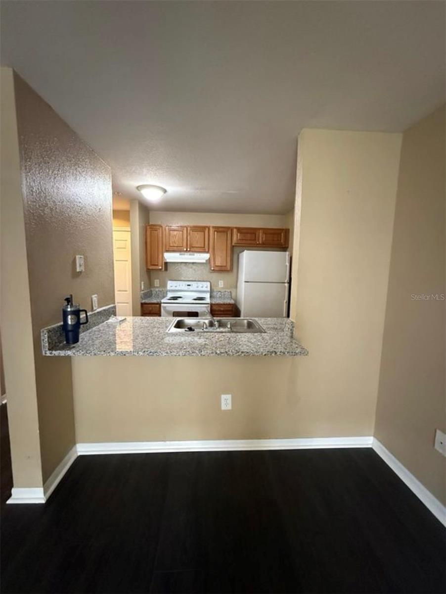8517 ISLAND BREEZE LANE 207