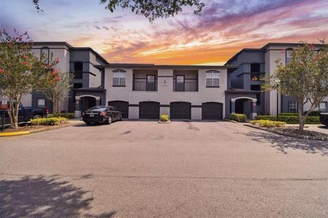 8517 ISLAND BREEZE LANE 207 TEMPLE TERRACE FL 33637