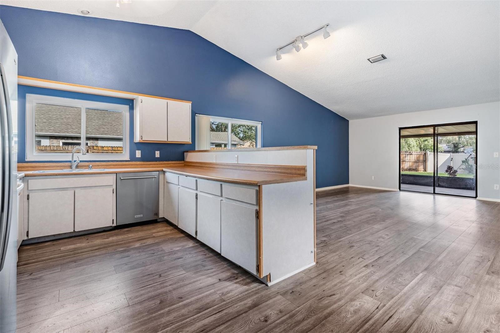 THE WILLOWS UNIT 1 - Residential