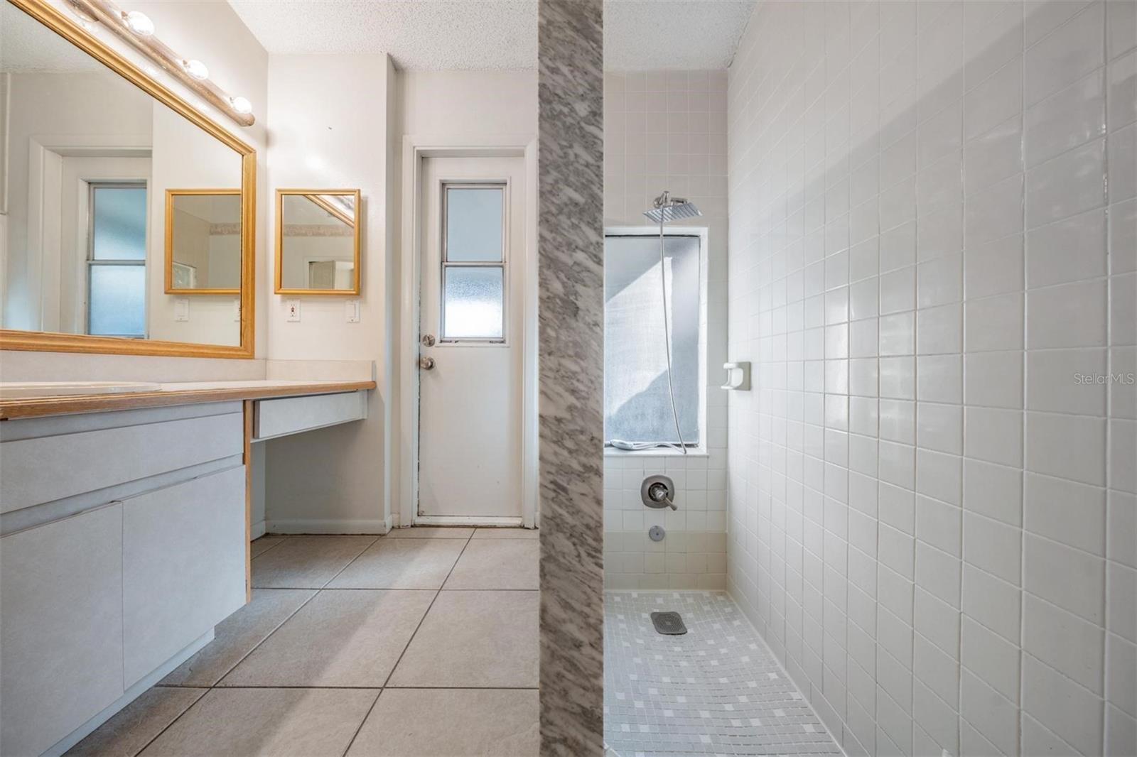 THE WILLOWS UNIT 1 - Residential